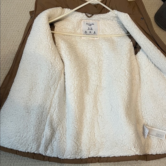Abercrombie kids Sherpa lined parka - Picture 9 of 15